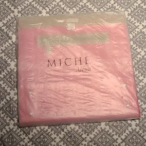 Miche Classic Alexa Cover